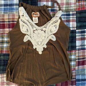 Lace detailed tank top